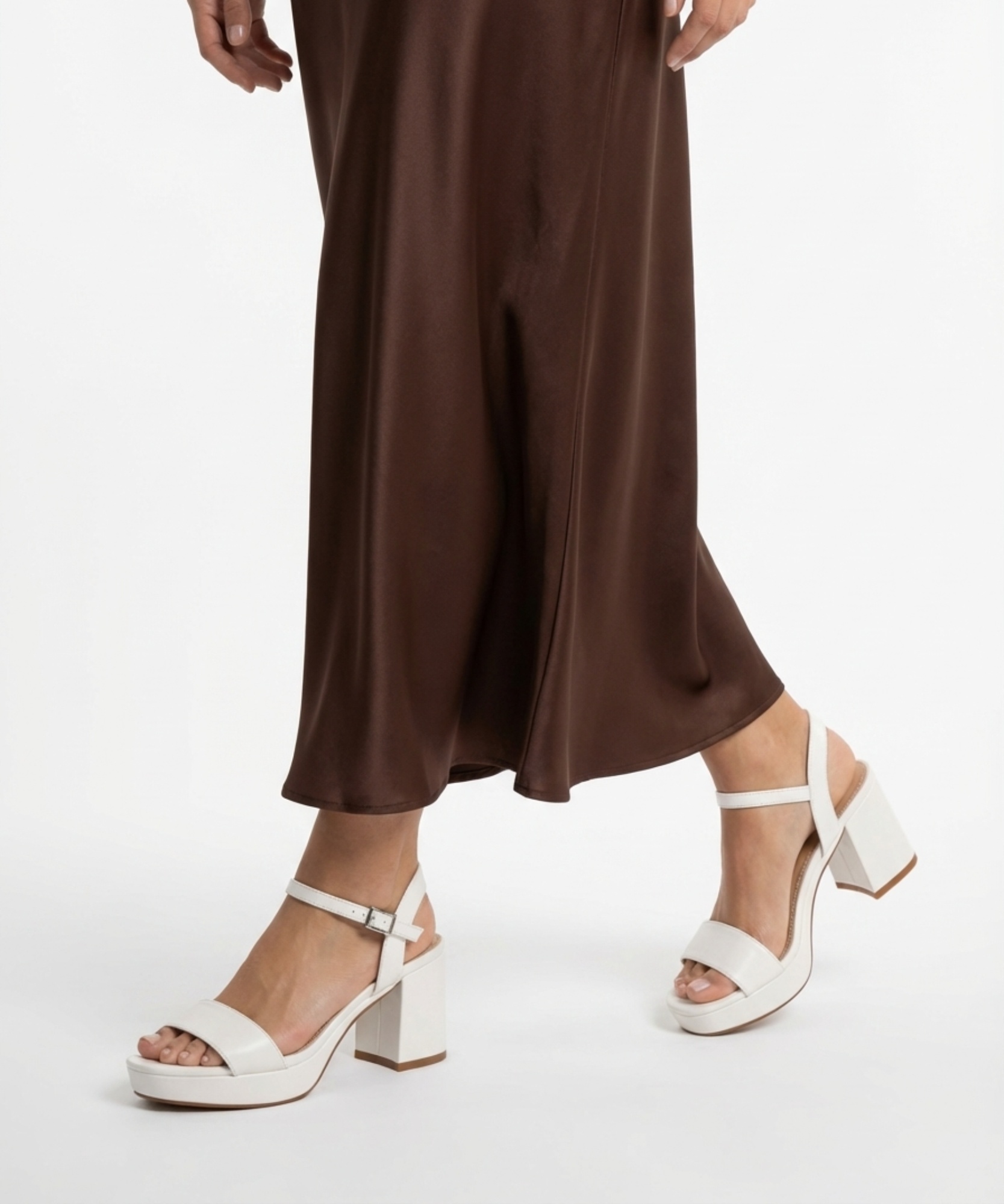 Sand&aacute;lia plataforma image number null